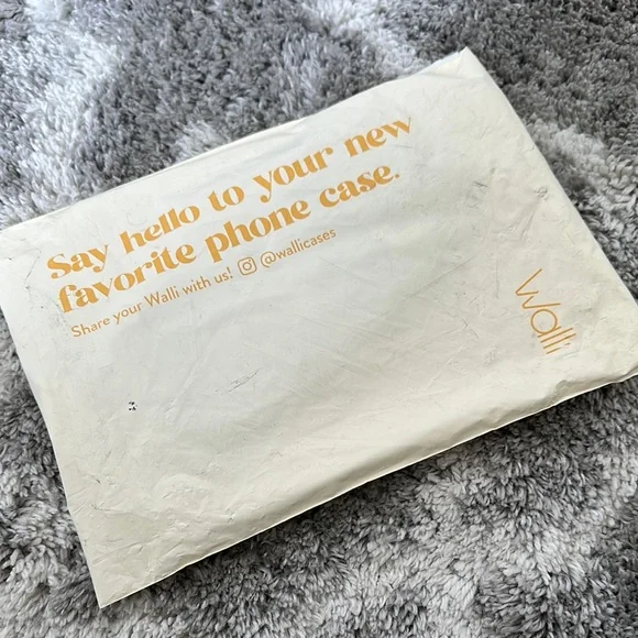 Midnight Check Magnetic Case - Picture 2 of 4